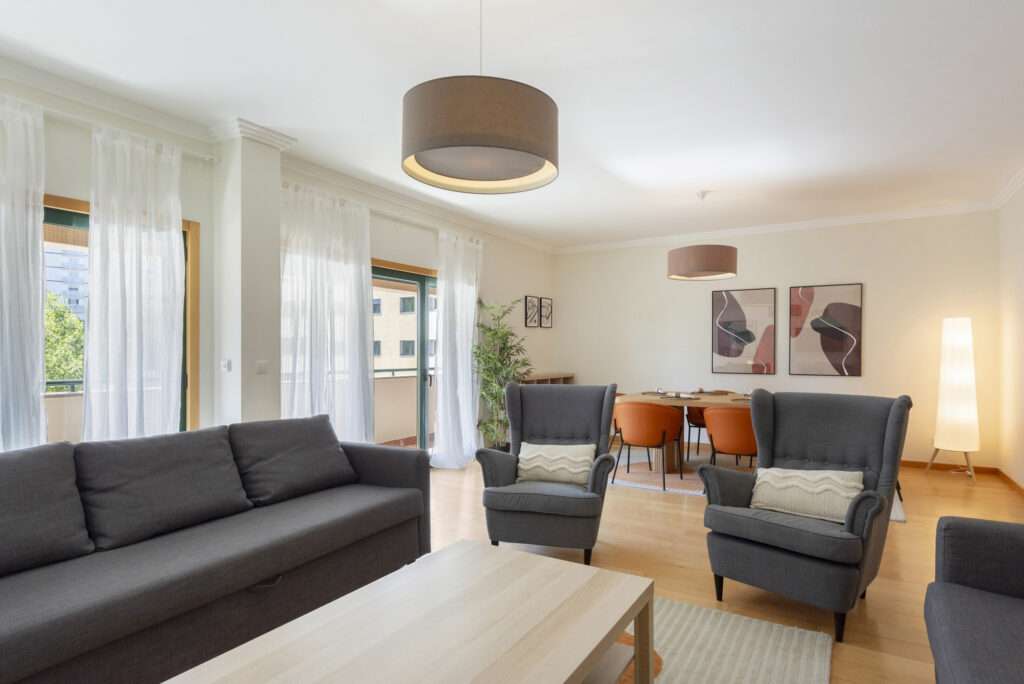 L Towers - Elegant Spacious Apartments in Paço de Arcos Oeiras Portugal (8)